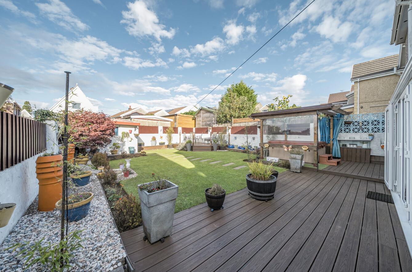 Derlwyn, Dunvant, Swansea, SA2 7PN